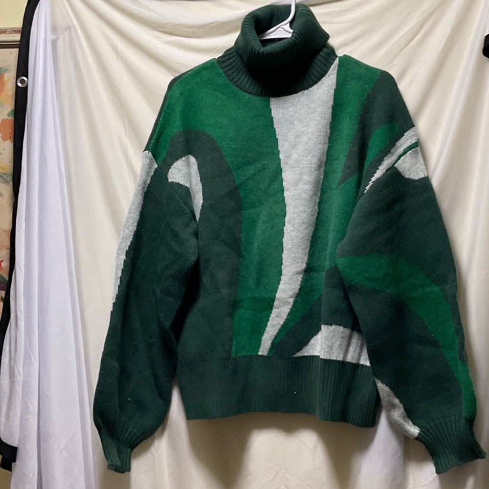 STYLEWE Forest Green and Gray Abstract Turtleneck Sweater